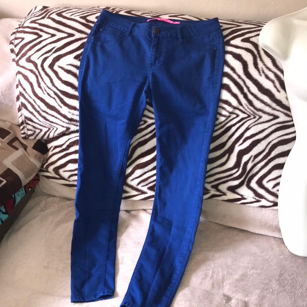 Tinseltown blue skinny jeans 👖 size 7 💕